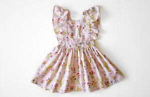 Vintage inspired dress in pink with plants pattern 